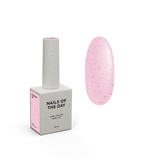 NAILSOFTHEDAY Gel Polish Blossom  207— zartrosa Gel-Lack mit Goldflocken, deckend in einer Schicht, 10 ml.