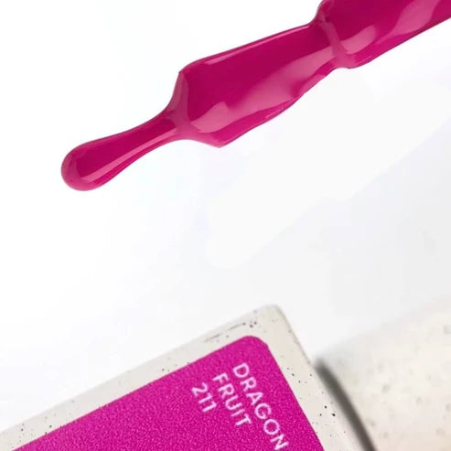 NAILSOFTHEDAY Gel Polish Dragonfruit-211, 10 ml — pink-purpurfarbener UV-Gel-Lack mit vollständiger Deckkraft in nur einer Schicht