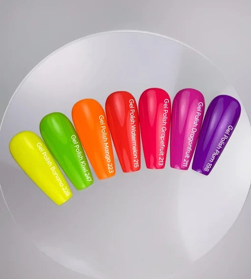 NAILSOFTHEDAY Gel Polish Banana-228 — neon-gelber UV-Gel-Lack mit vollständiger Deckkraft in nur einer Schicht, 10 ml