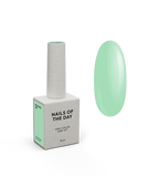 NAILSOFTHEDAY Gel Polish Maldives 239— warmer mintgrüner Gel-Lack, deckend in einer Schicht, 10 ml.