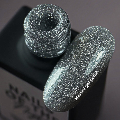 NAILSOFTHENIGHT Martini-Gellack – silberner reflektierender Gellack für Nägel, 10 ml