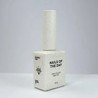 NAILSOFTHEDAY Glossy Top No Wipe – glänzender No-Wipe-Top mit UV-Filtern, 10 ml