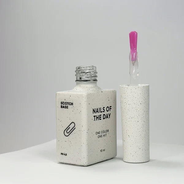 NAILSOFTHEDAY Scotch Base — haftende flüssige Base, 10 ml